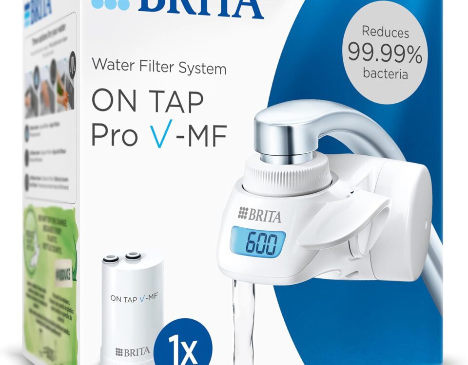 Filtro de agua para grifo BRITA ON TAP Pro instalado