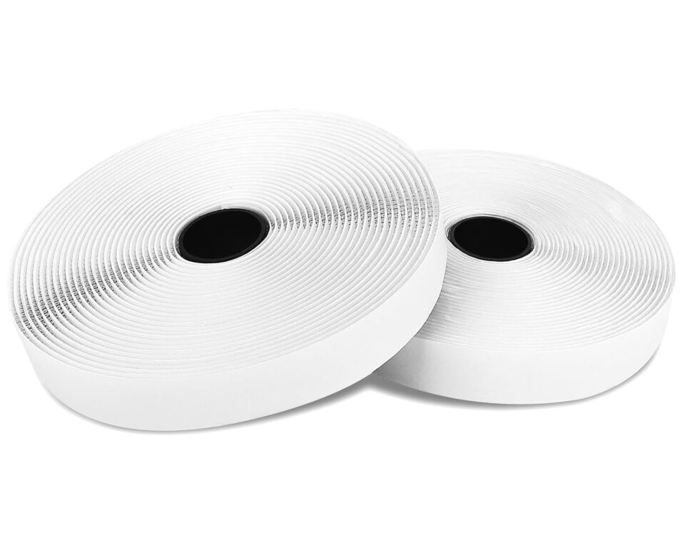 Dos rollos de cinta Blooven de gancho y bucle blanca de 20 mm x 8 m
